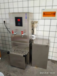 为鞍山市铁西第一幼儿园安装一台净水设备
